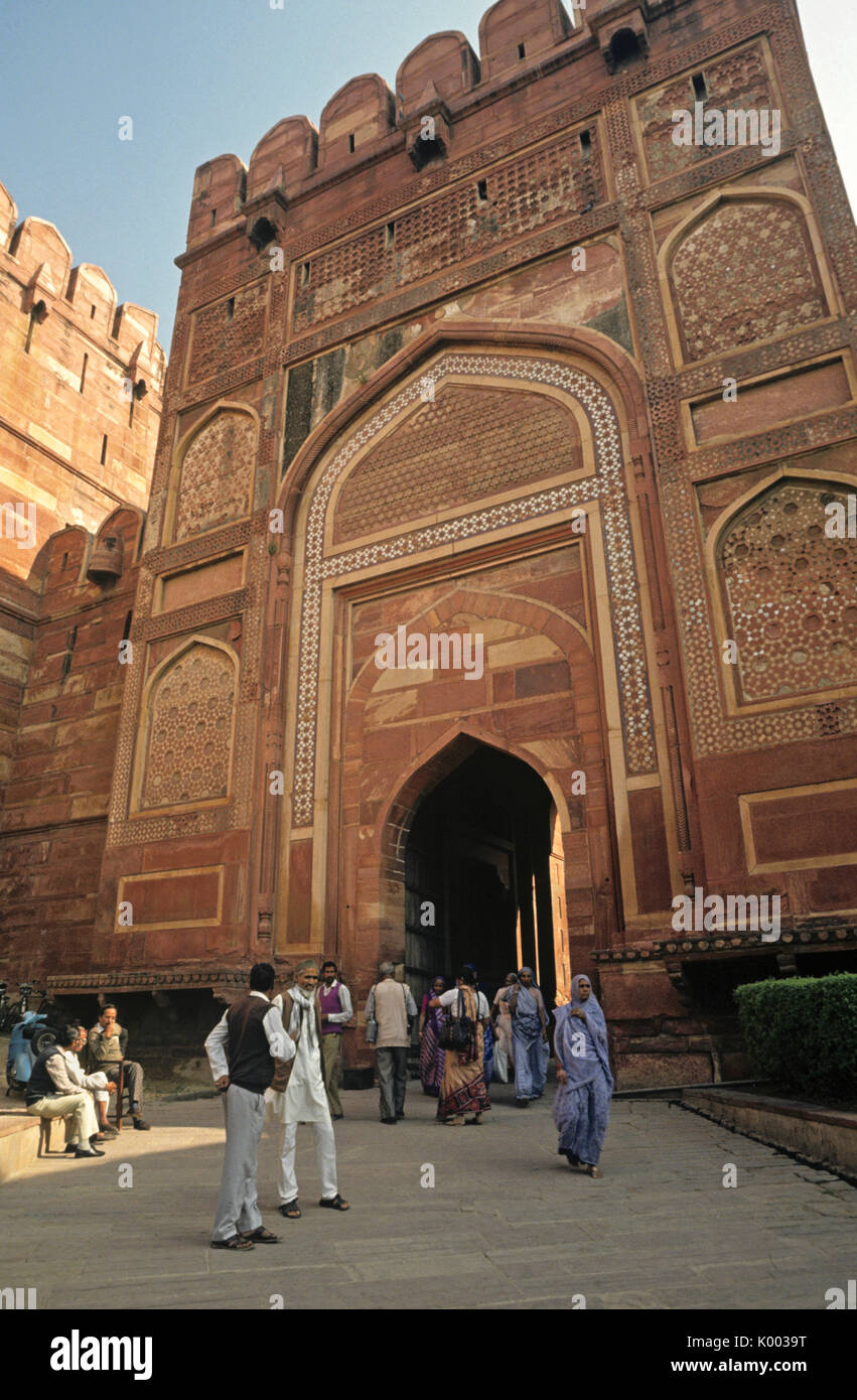 Ornate red sandstone Amar Singh Gate, the sole entrance into Agra Fort, Agra, India Stock Photo