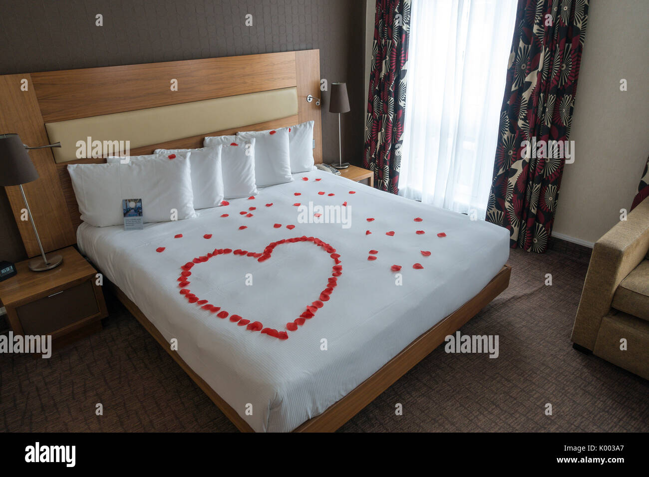 King size bed multiple cushions hires stock photography and images Alamy