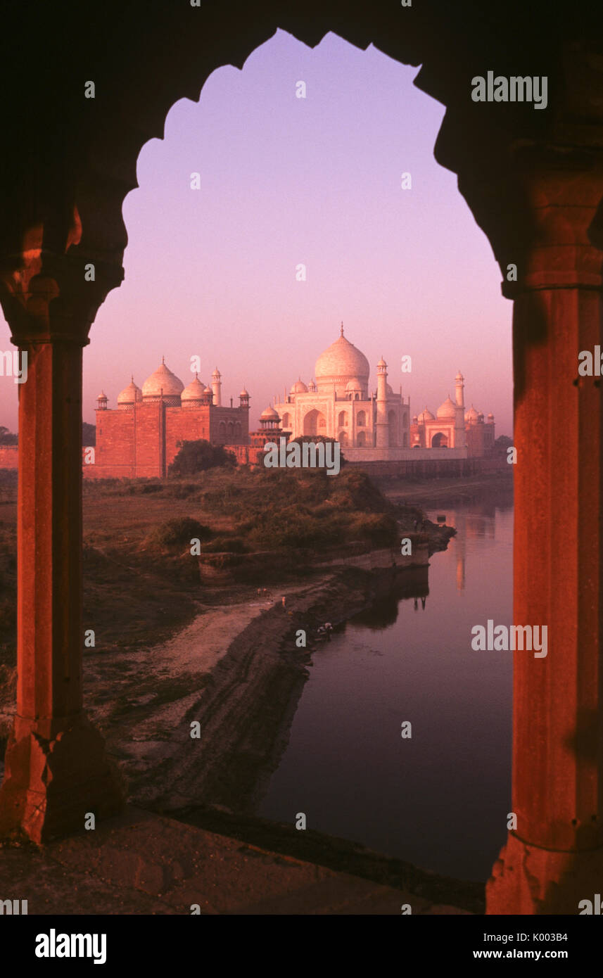 Taj Mahal and Yamuna River at sunrise, Agra, India Stock Photo