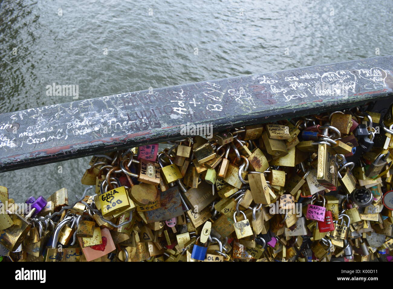 Paris Lock Bridge Stock Photo - Alamy