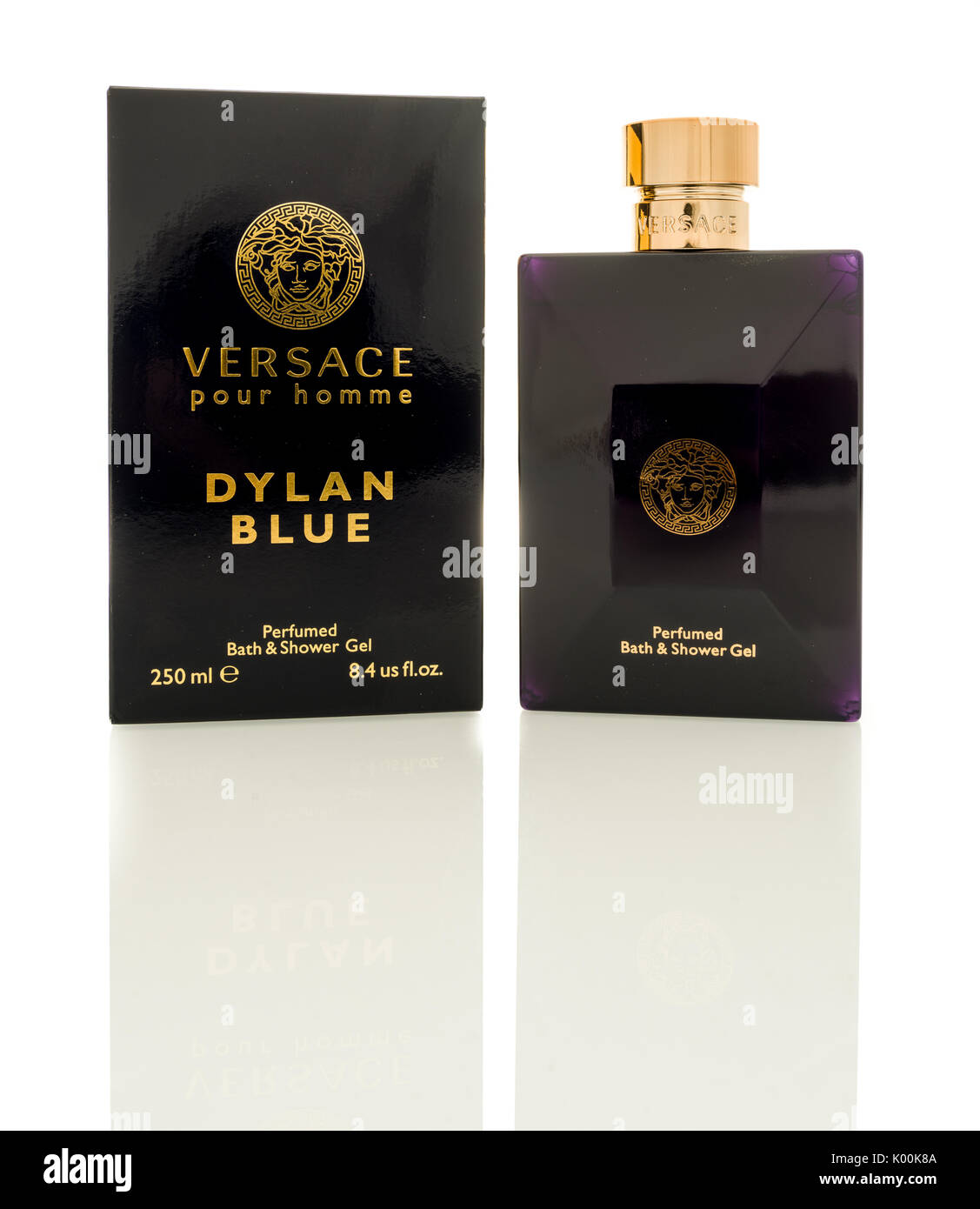 Versace Perfume High Resolution Stock Photography and Images - Alamy