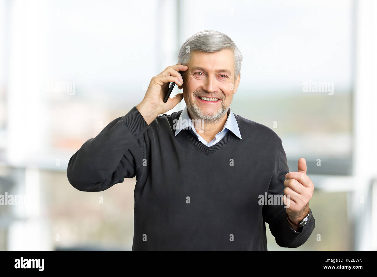 Blurred old man grey hair hi-res stock photography and images - Alamy
