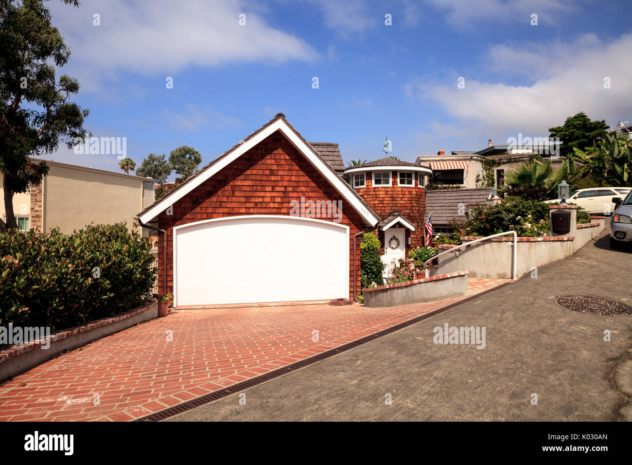 Laguna Beach Ca Usa August 19 2017 Beach Cottage With Chairs