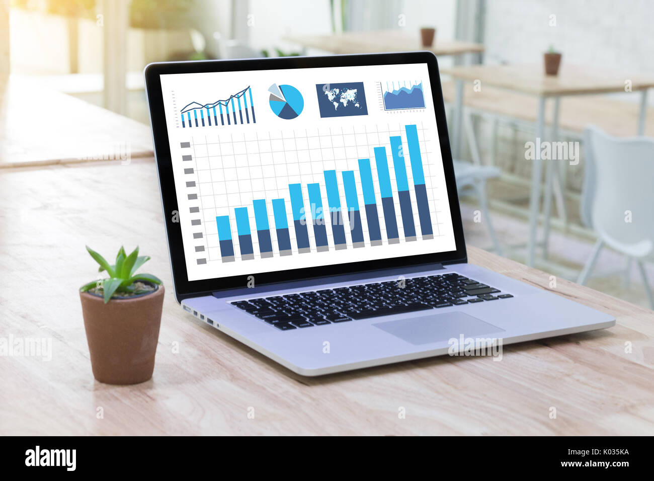 View of Secretaries and Administrative Assistants - U.S. Bureau of Labor Statistics