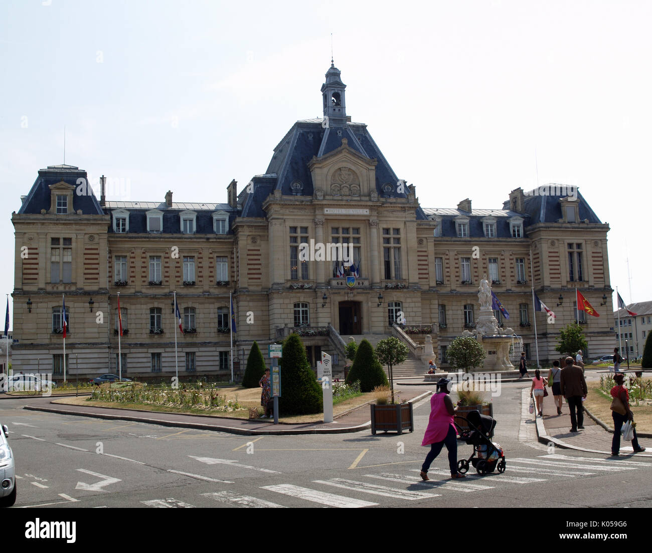 Hotel De Ville in Evreux, Upper Normandy, France Stock Photo Alamy