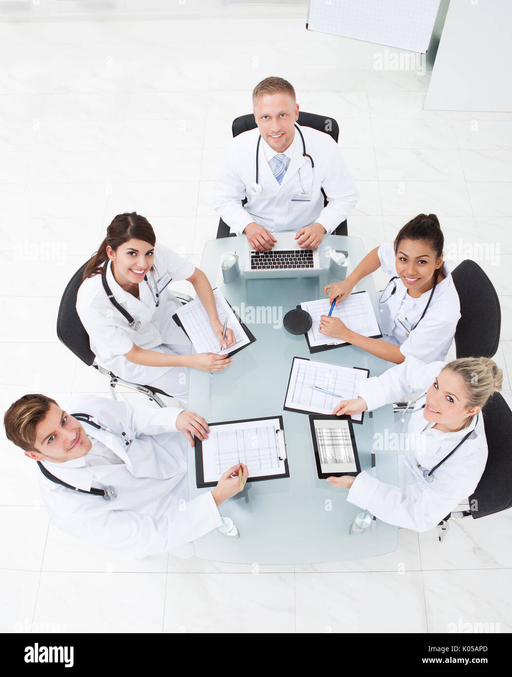 Medical laboratory reports hi-res stock photography and images - Alamy