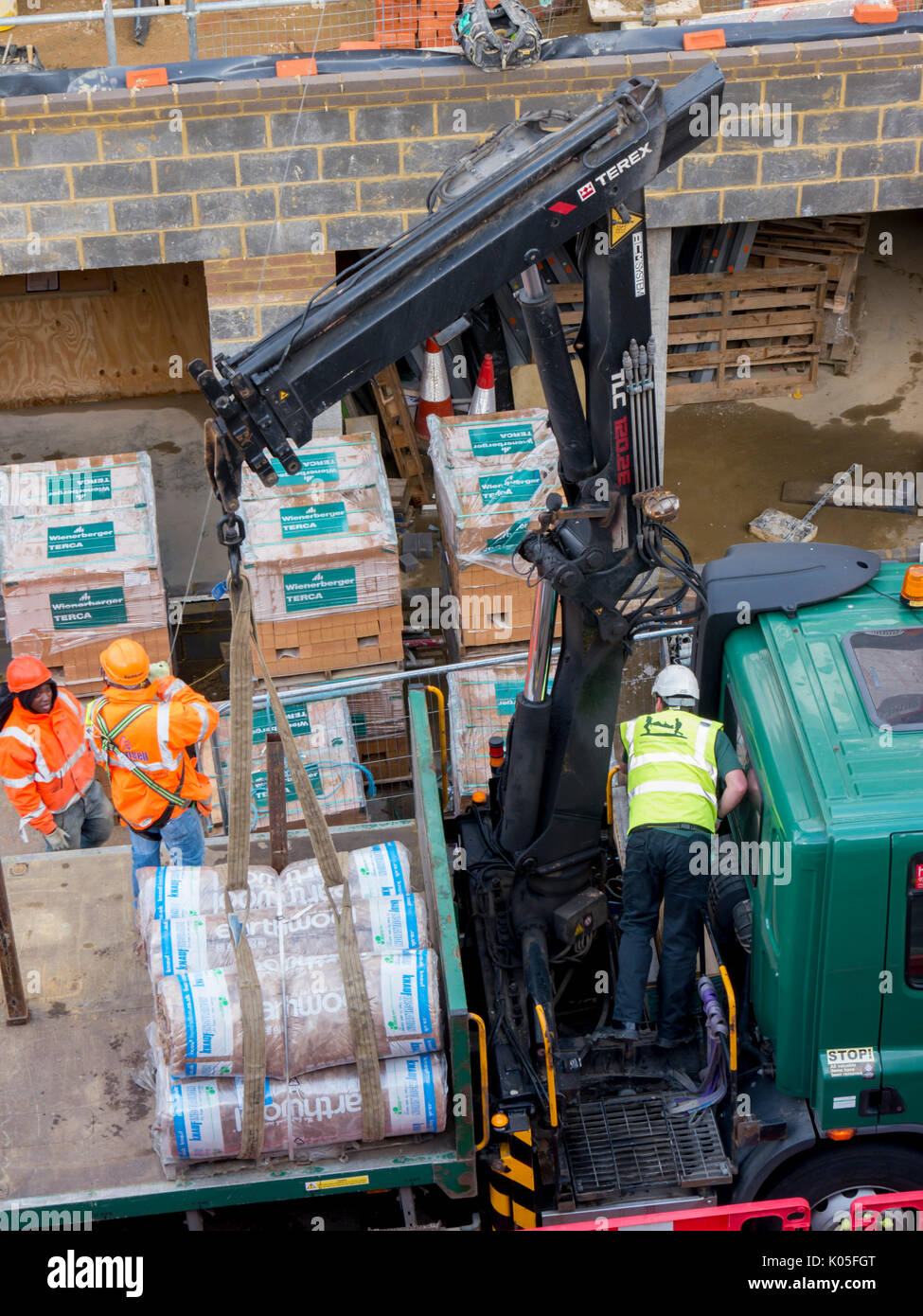 UK, England, Surrey, construction building Surbiton Stock Photo Alamy