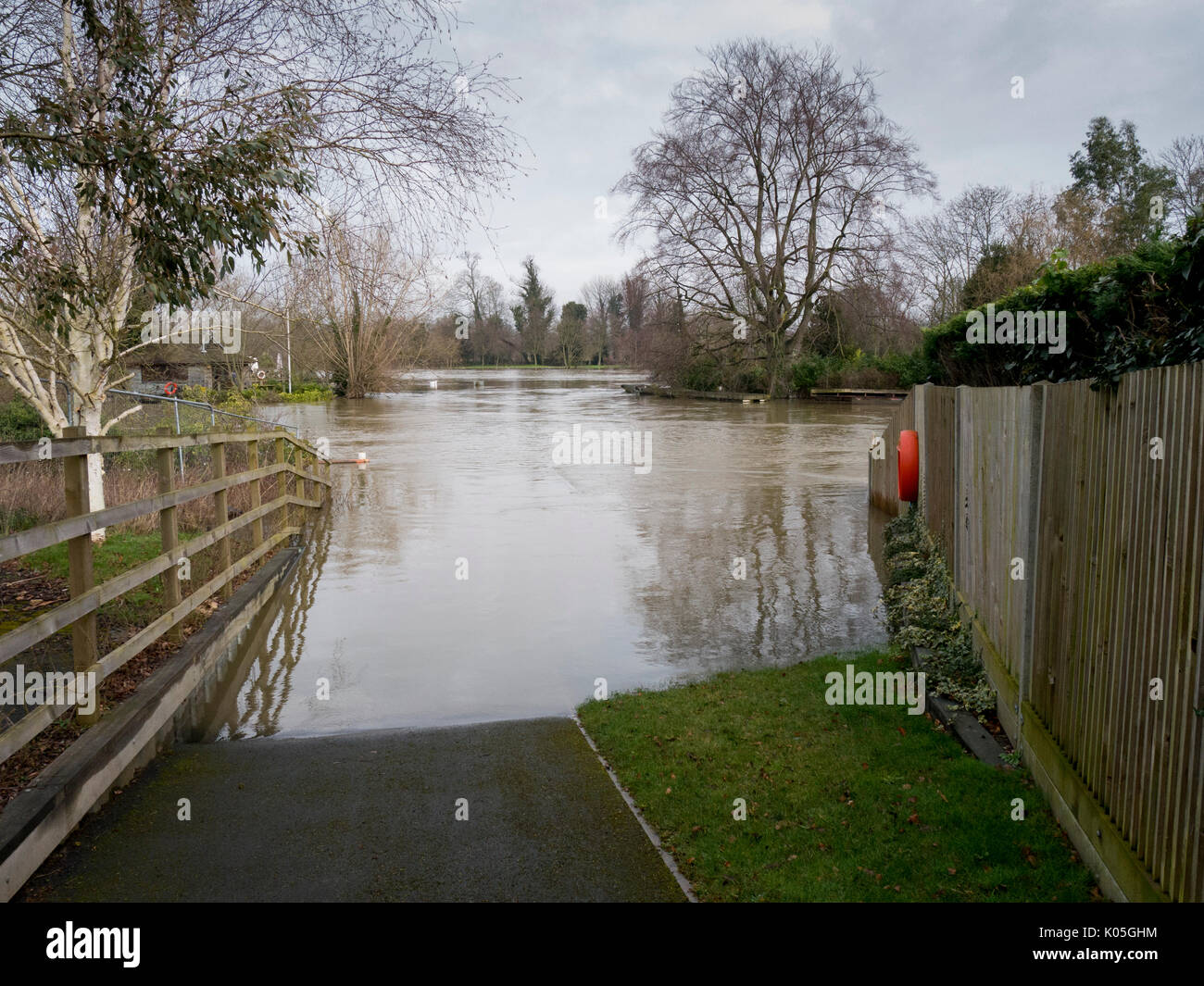 Thames ditton hires stock photography and images Alamy