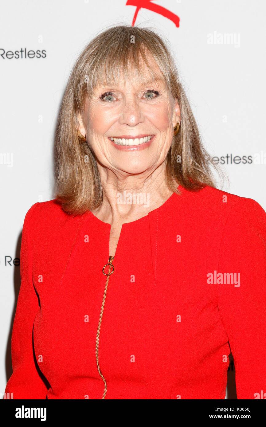 Burbank, CA. 19th Aug, 2017. Marla Adams in attendance for YOUNG AND RESTLESS Fan Club Dinner, Burbank Convention Center, Burbank, CA August 19, 2017. Credit: Priscilla Grant/Everett Collection/Alamy Live News Stock Photo