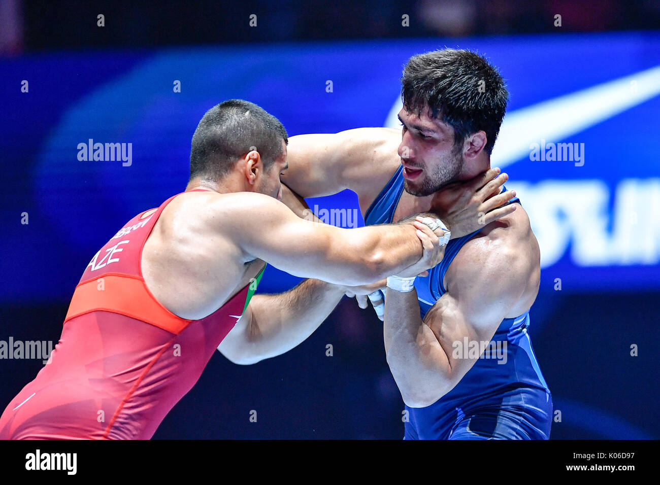 Paris. 21st Aug, 2017. Hossein Ahmad Nouri of Iran (R) competes with Islam  Abbasov of Azerbaijan during the bronze medal match of men's 85kg  Greece-Roman wrestling of the FILA World Wrestling Championships