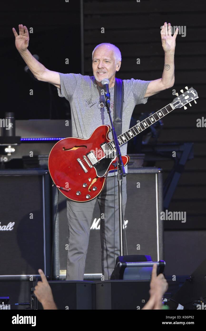 Peter Frampton in concert at the RiverEdge Park in Aurora, Illinois.  Featuring: Peter Frampton Where: Aurora, Illinois, United States When: 20 Jul 2017 Credit: Ray Garbo/WENN.com Stock Photo