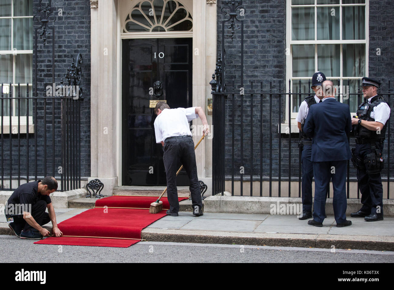 London, UK. 13th July, 2017. The red carpet is prepared outside 10 Downing Street before the arrival of King Felipe VI of Spain. Stock Photo