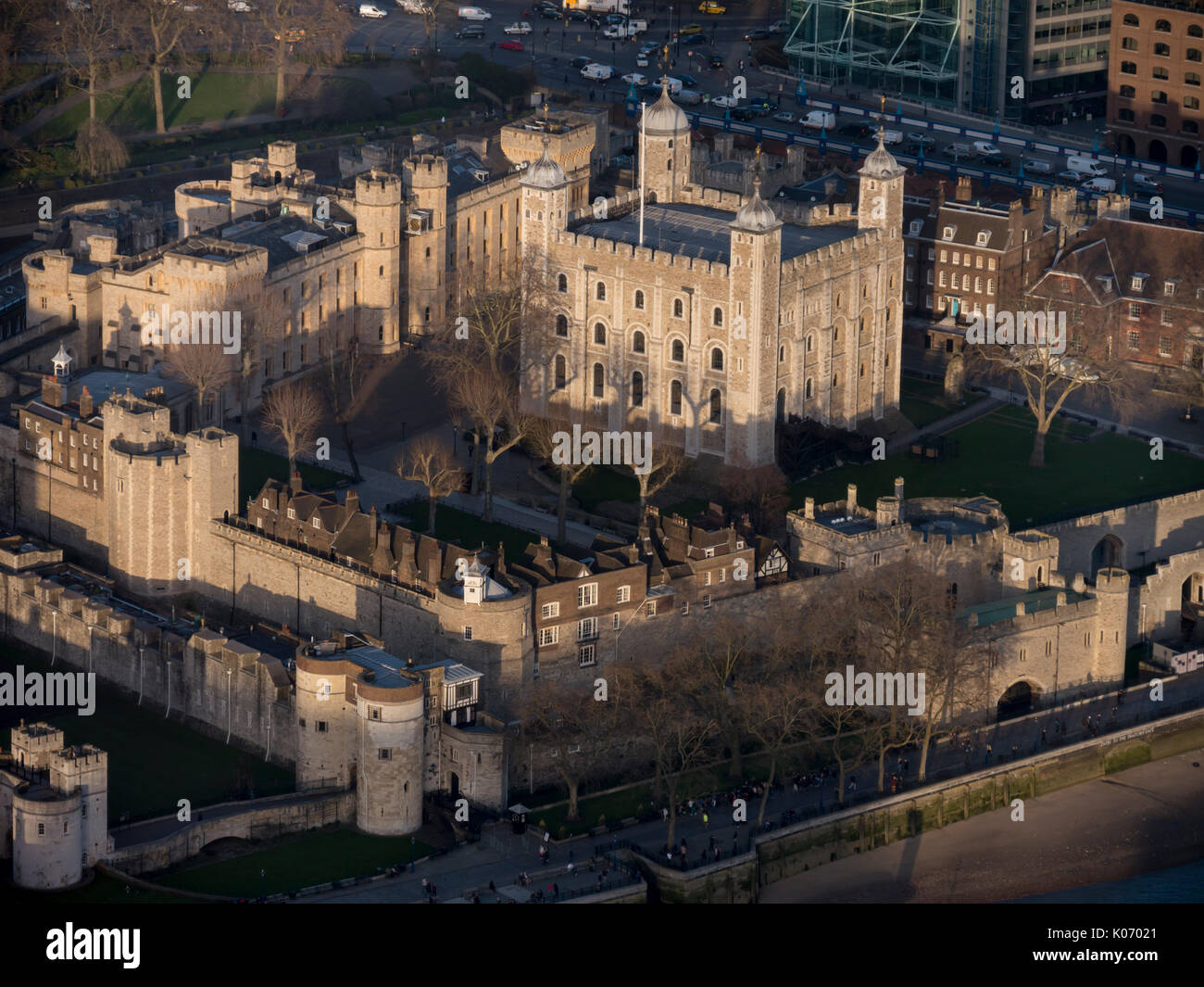 Tower of london aerial hi-res stock photography and images - Alamy