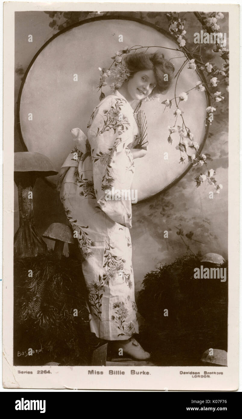 Billie Burke (1884 - 1970) American actress, dressed  in a kimono       Date: 1907 Stock Photo