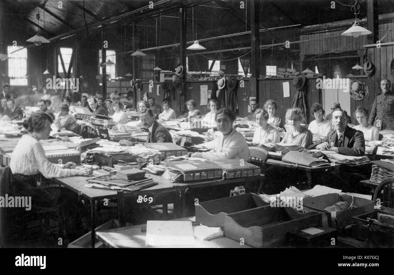ARMY PAY OFFICE WW1 Stock Photo