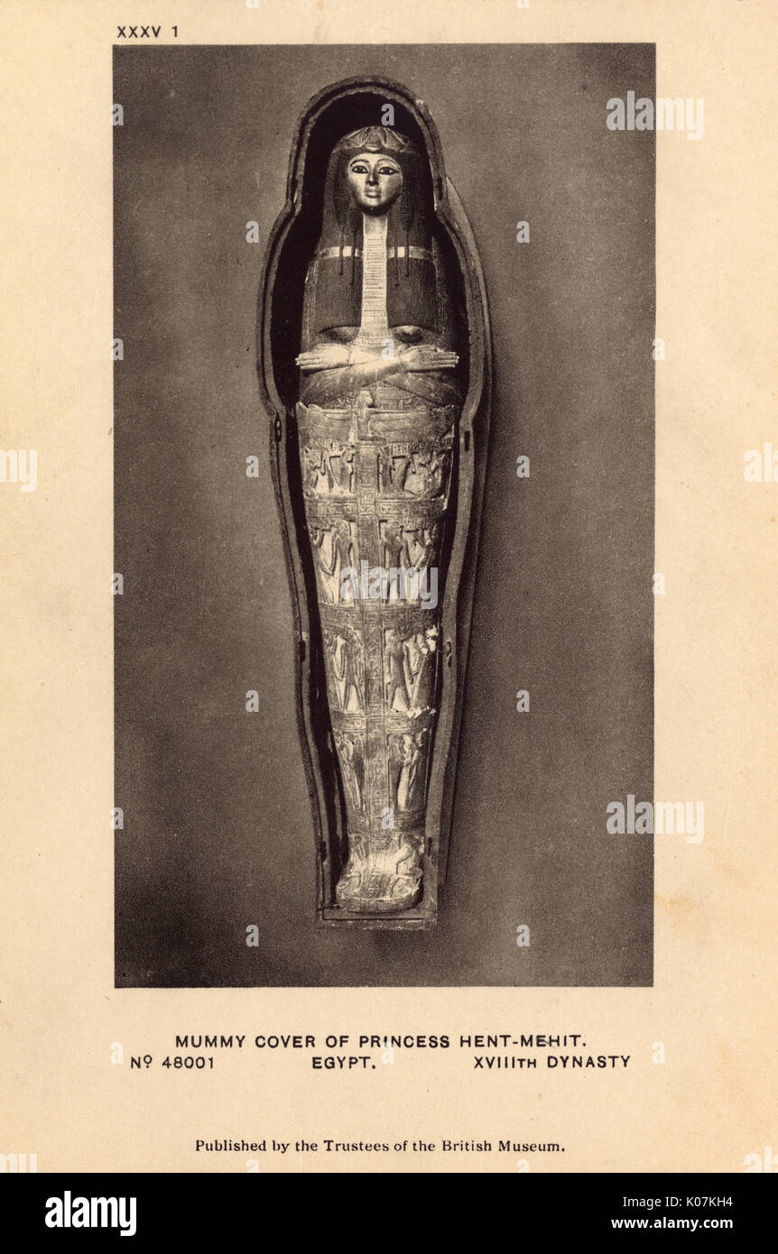 Egyptian Mummy in the British Museum, London - Hentmehit Stock Photo