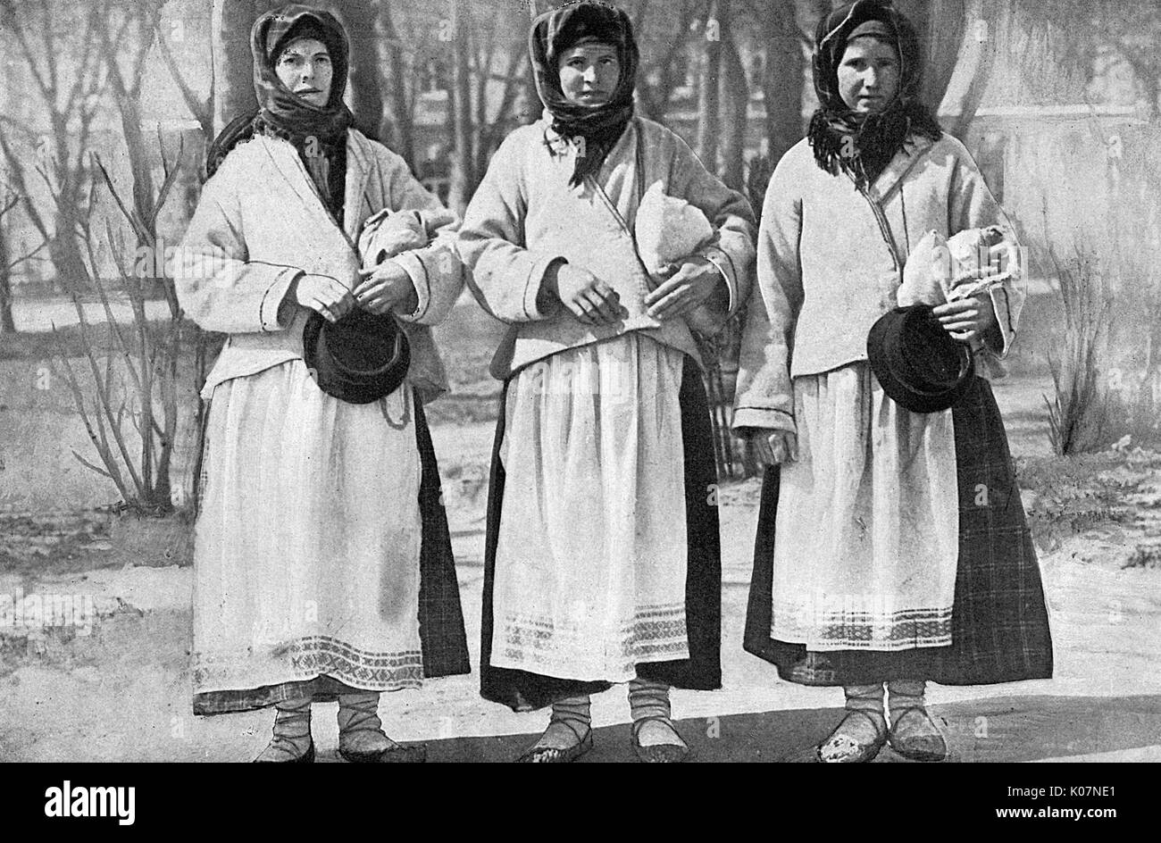 Three peasant women enlisting in the Women's Battalion of Death, Russia, to fight alongside the men during the First World War.     Date: circa 1917 Stock Photo