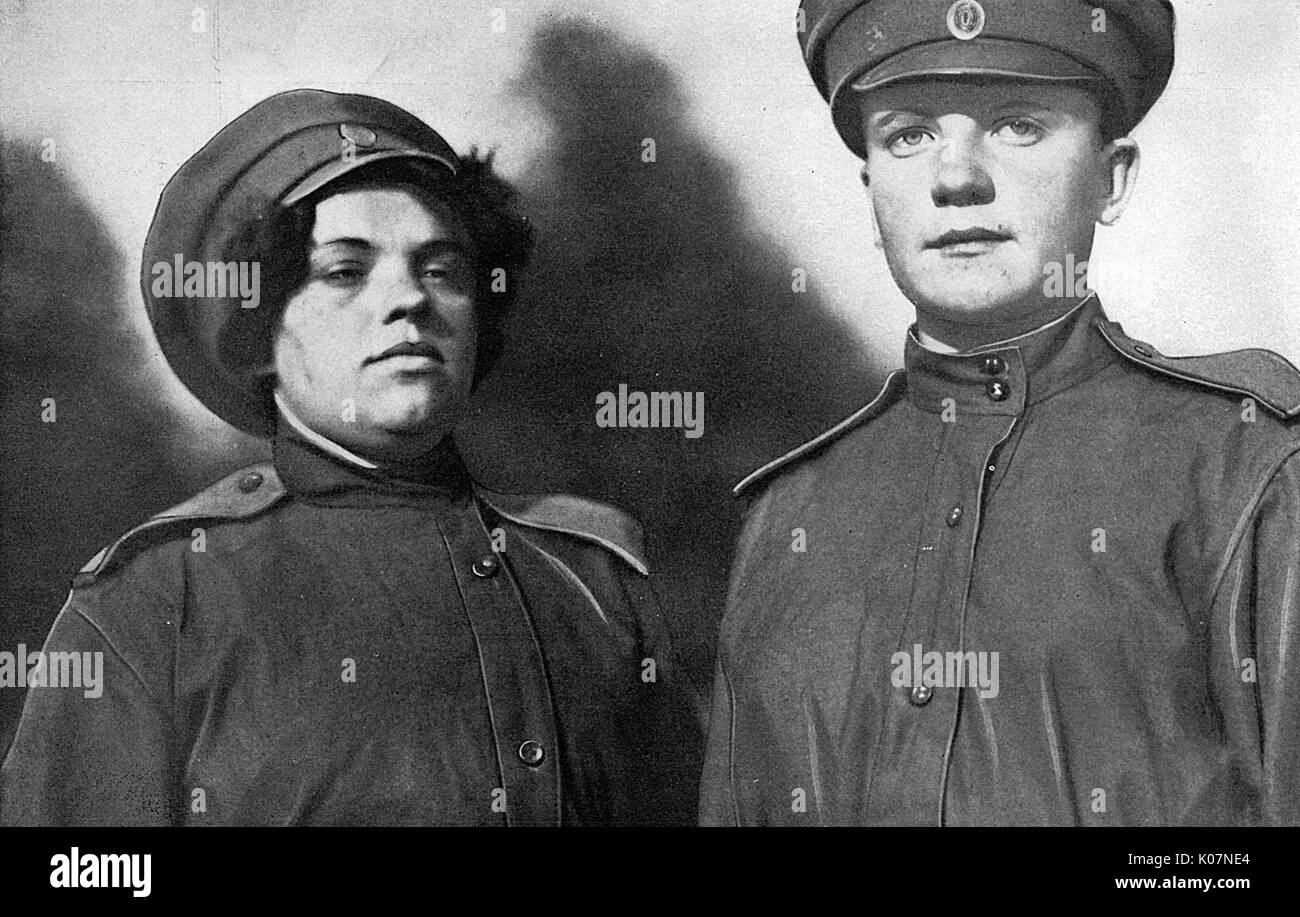 Two members of the Women's Battalion, Russia, WW1 Stock Photo