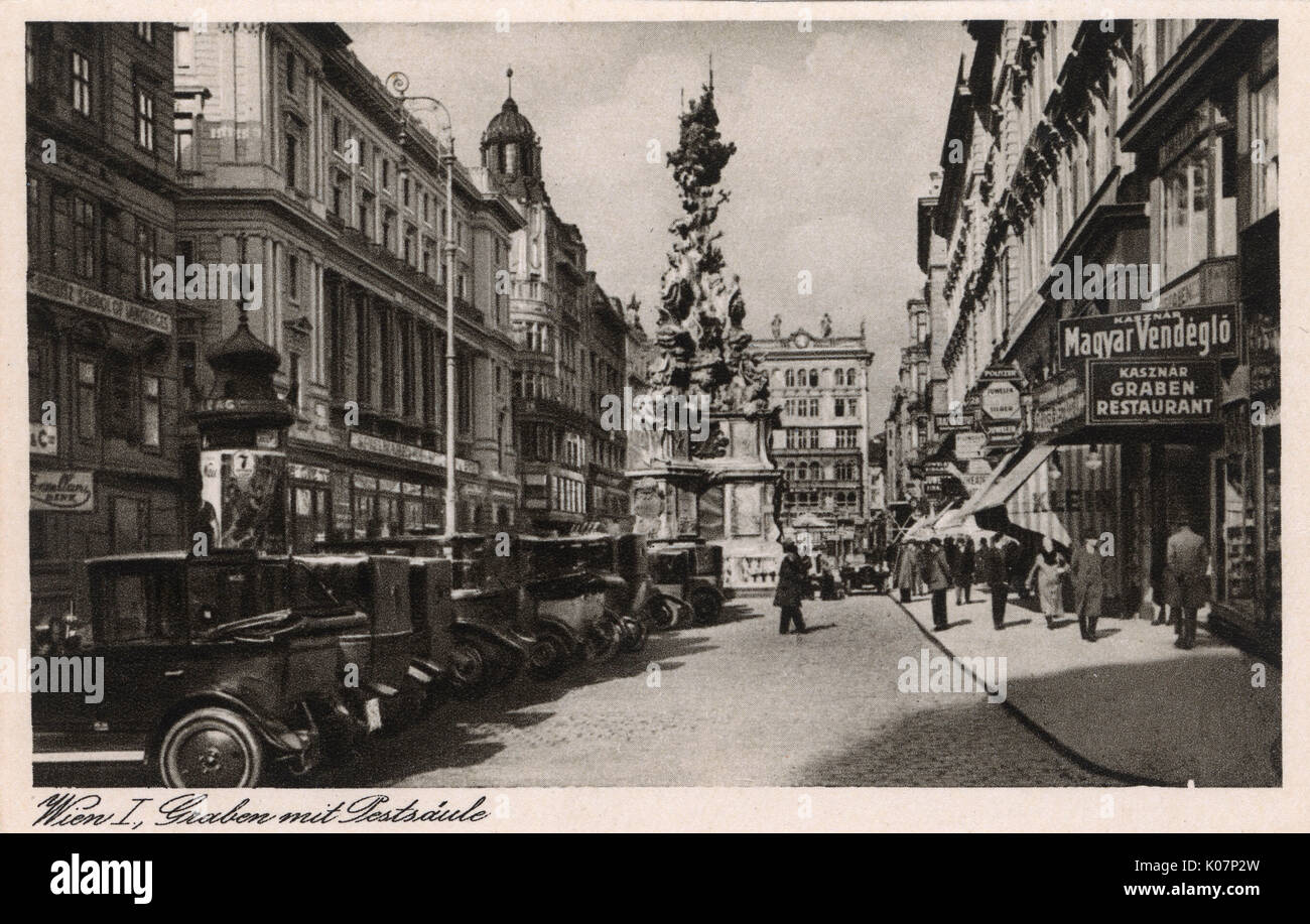 Plague Column (or Trinity Column) in Graben (Grave Street), Vienna, Austria. The column commemorates a Great Plague epidemic of 1679.      Date: circa 1910s Stock Photo