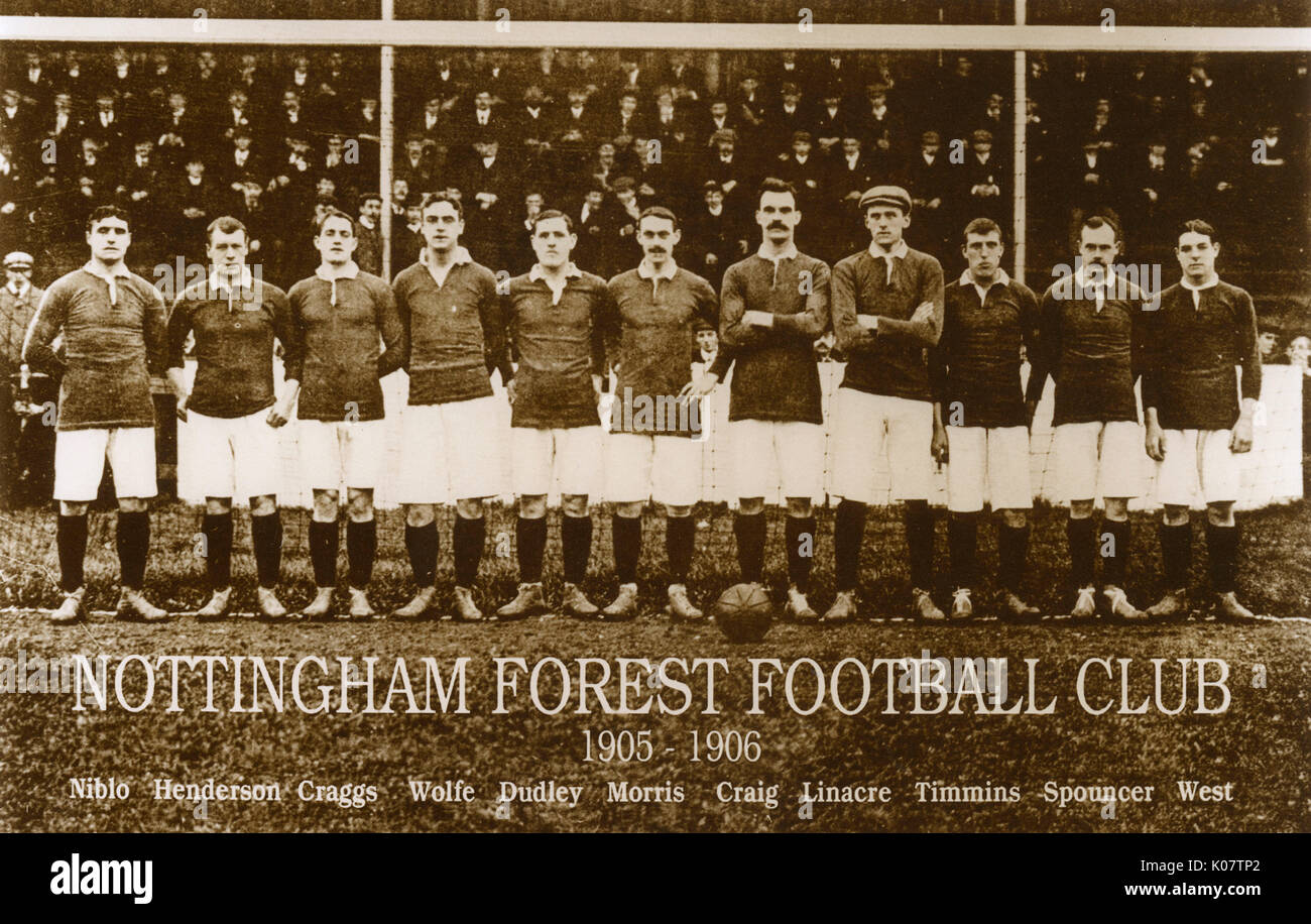 Group photo, Nottingham Forest Football Club 1905-1906: Niblo, Henderson, Craggs, Wolfe, Dudley, Morris, Craig, Linacre, Timmins, Spouncer, West.     Date: 1905-1906 Stock Photo