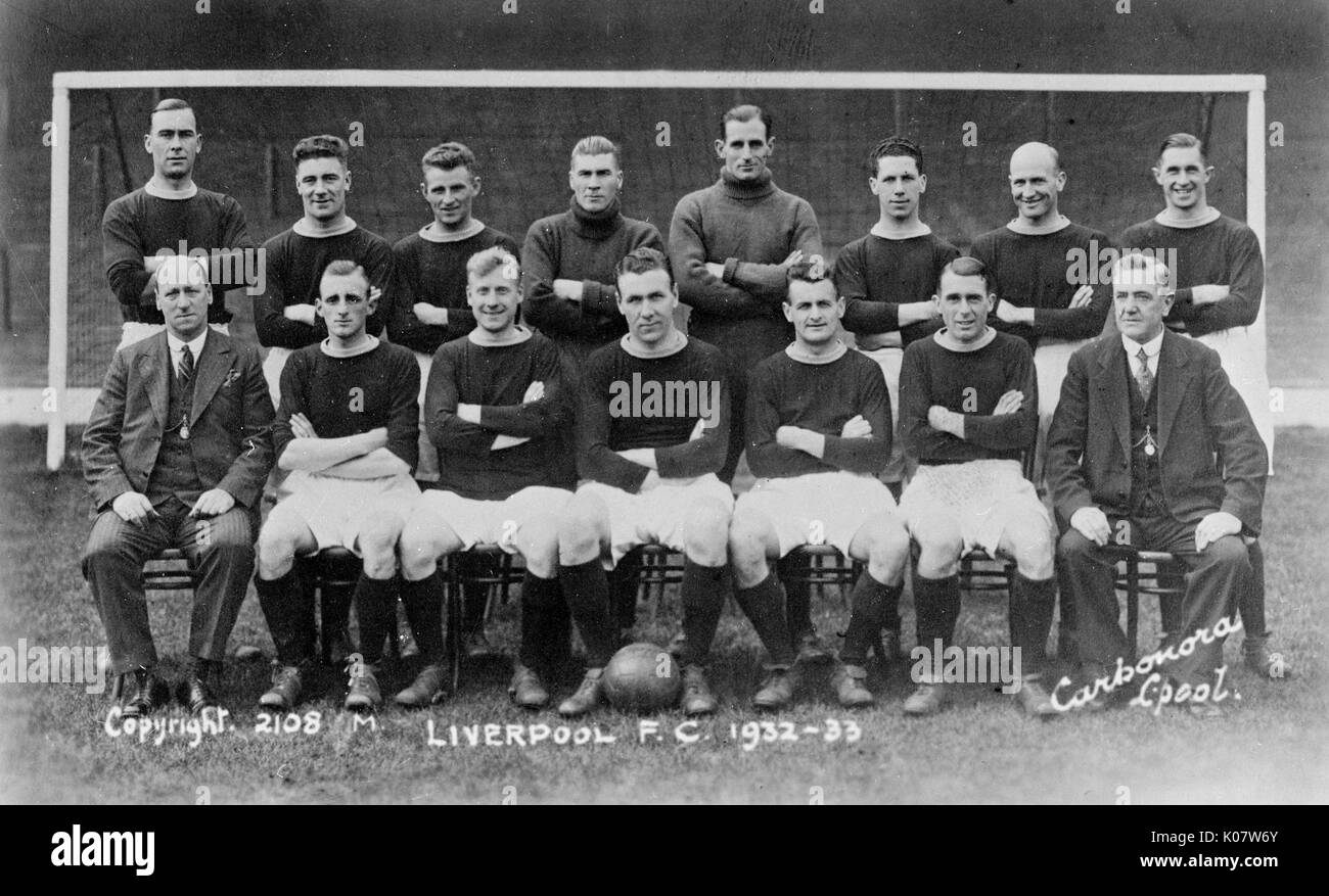 Liverpool FC football team, 1932-1933 season.      Date: 1932-1933 Stock Photo