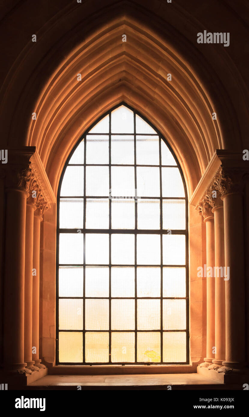 Gothic window symbolism hi-res stock photography and images - Alamy