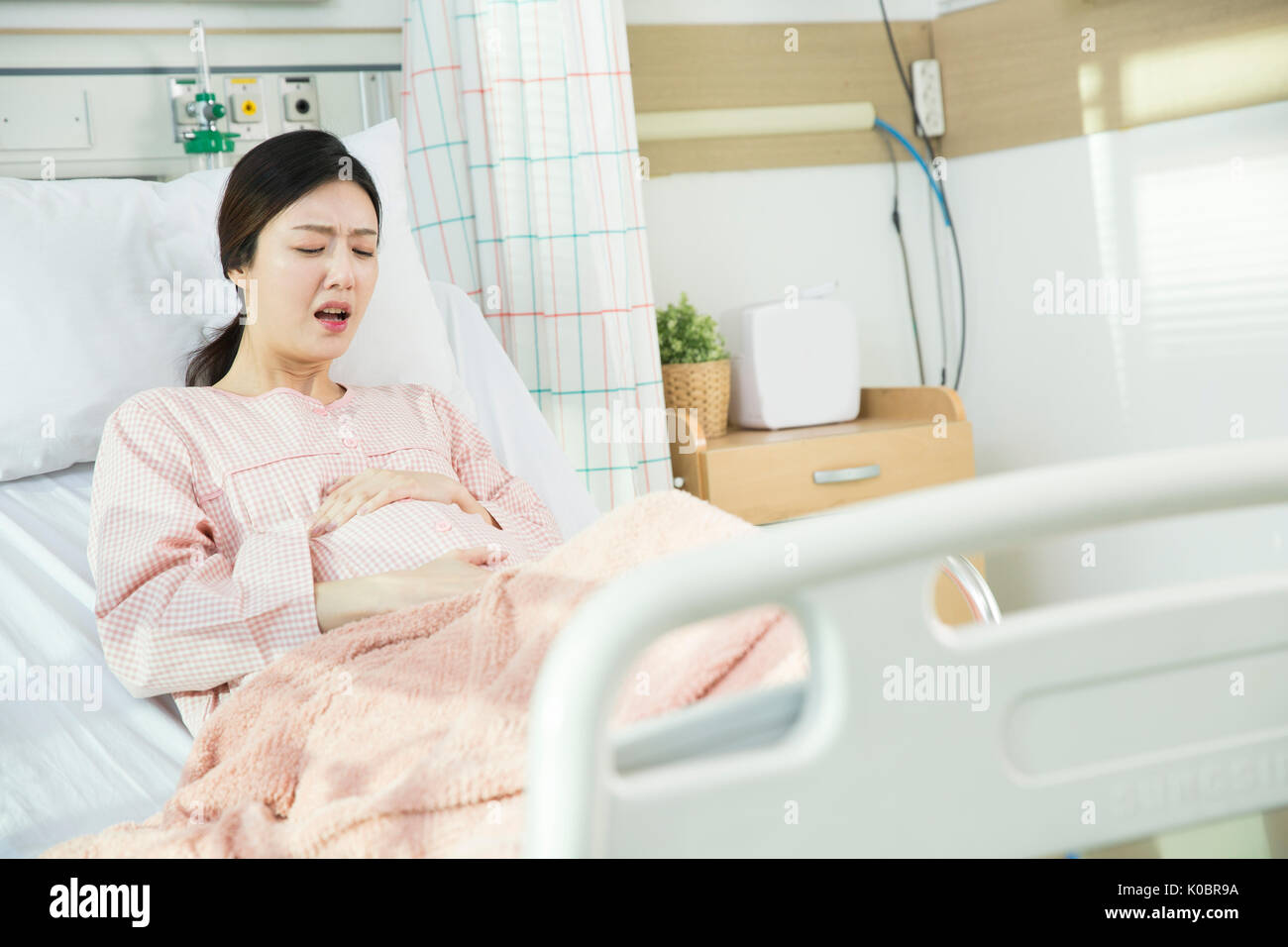 Pregnant Women In Labor Pain