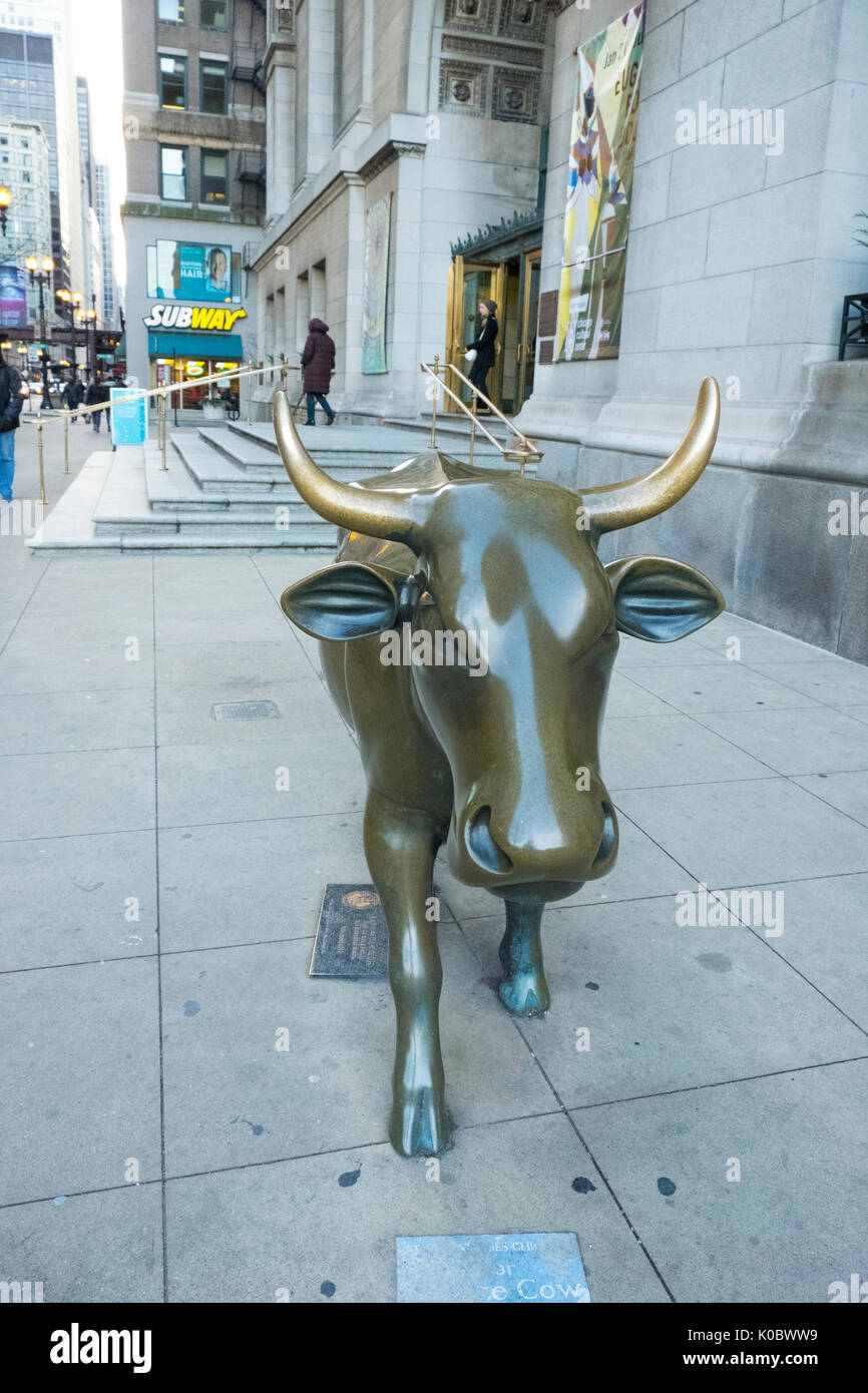 Bronze cow, art in Chicago Stock Photo