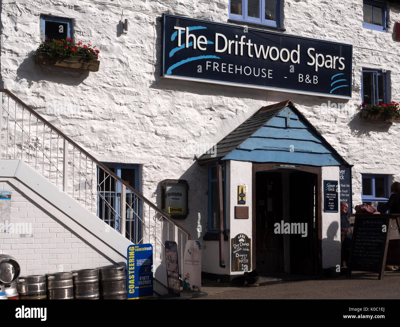 The Driftwood Spars public House, Trevaunance Cove, St. Agnes, Cornwall, Engand, UK Stock Photo