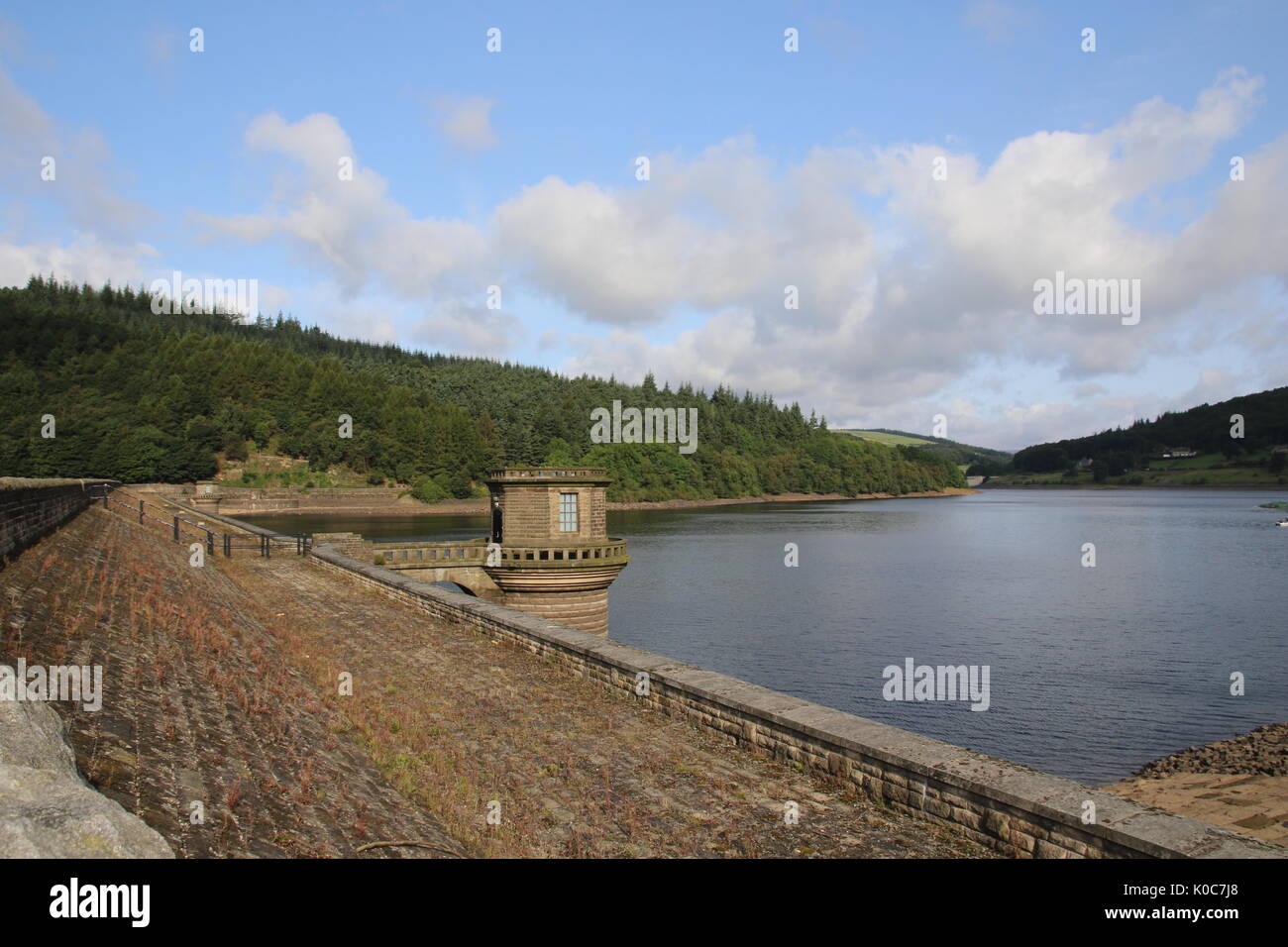ladybower reservoir in the Peak District of Derbyshire Stock Photo