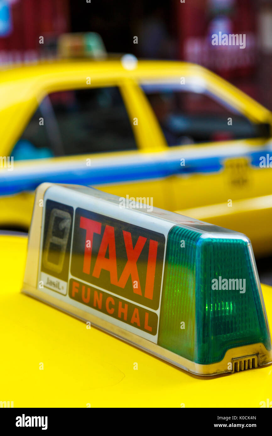 Taxis in a Taxi stand Stock Photo Alamy