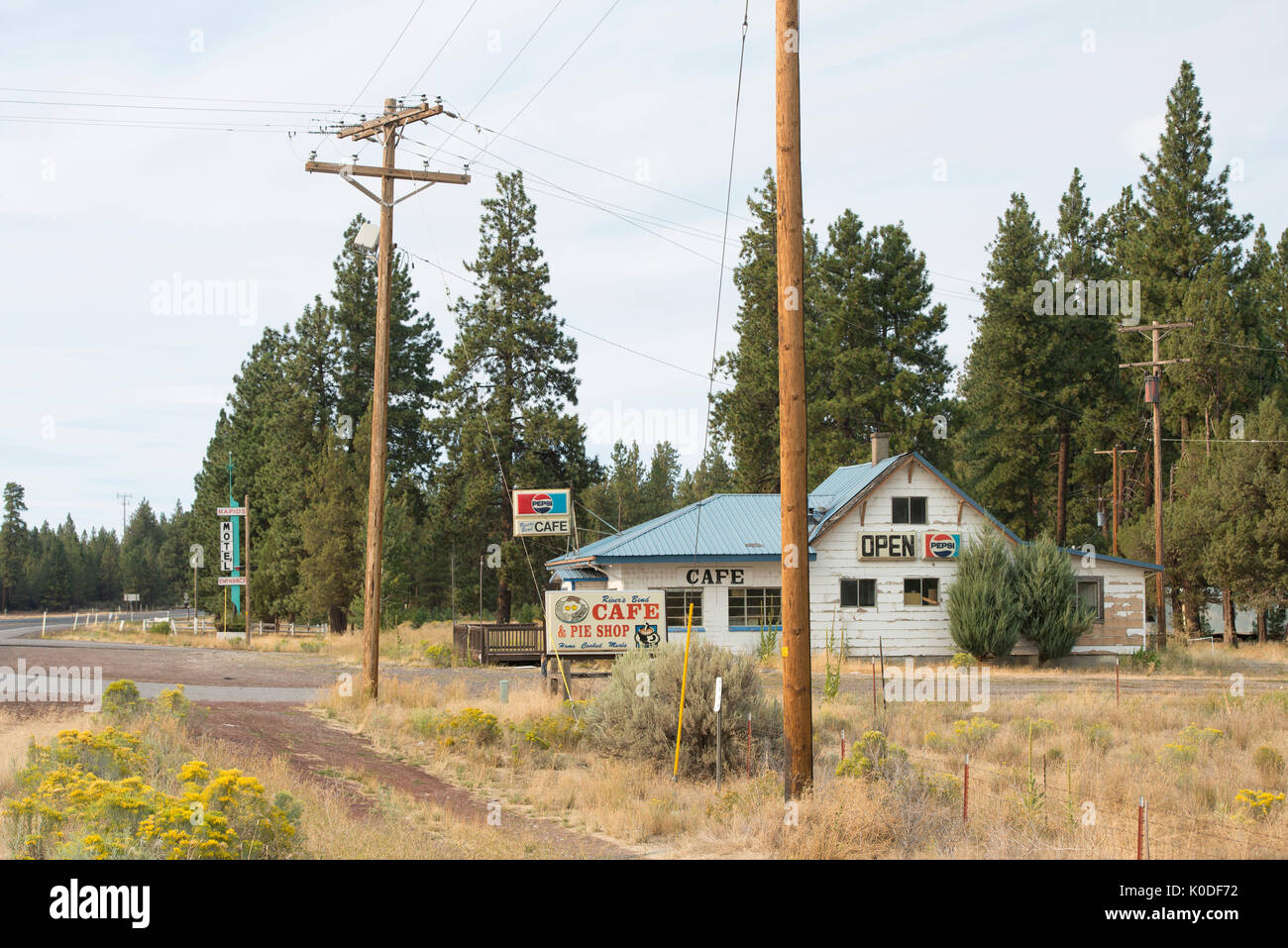 USA, Oregon, southern,Chiloquin Cafe, historic cafe now teared down Stock Photo Alamy