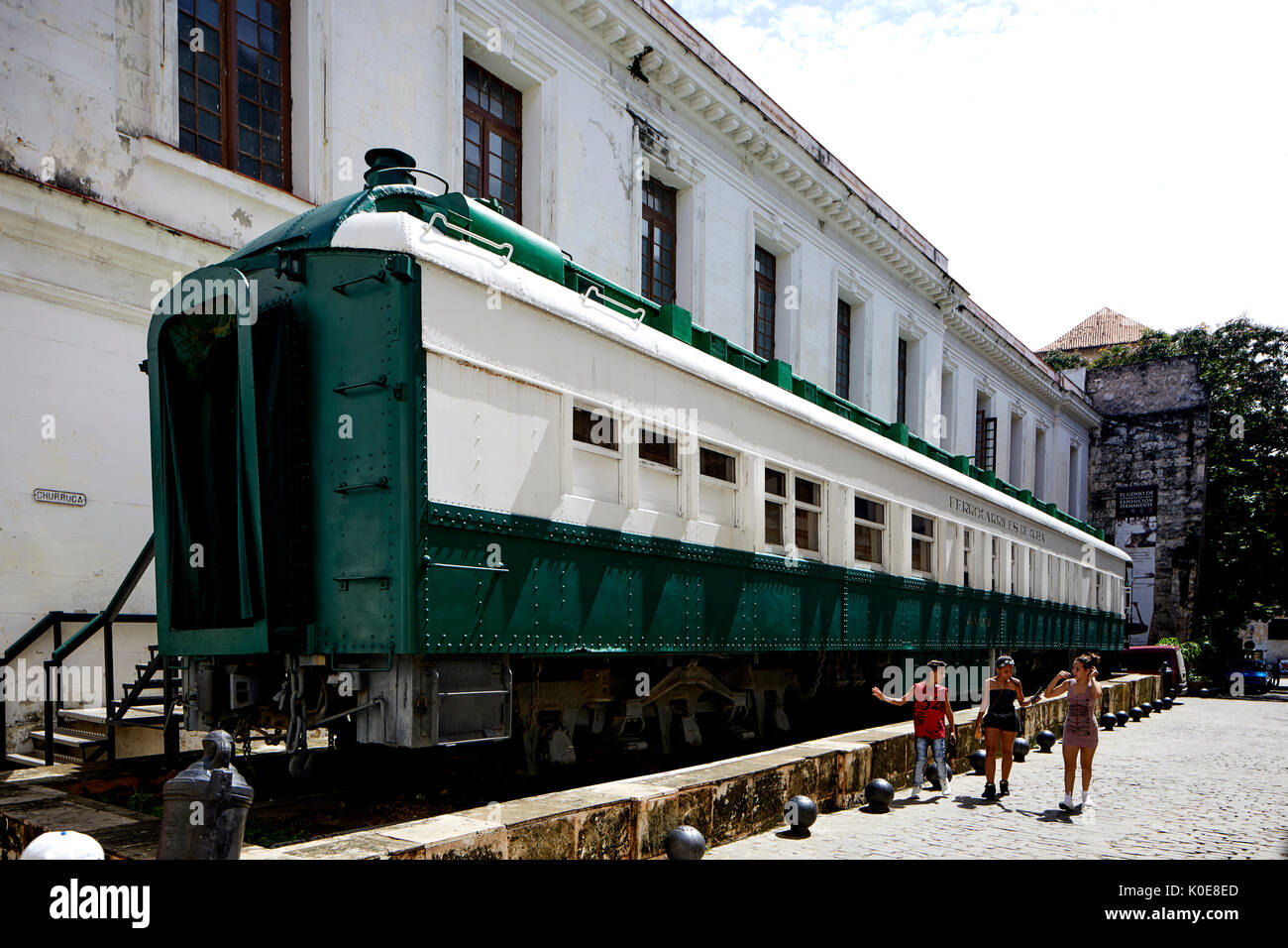 capital Havana in Cuba, originally belonged to the Cuban Railroad Company outside the Museo Palacio de Gobierno sits a railway carriage Stock Photo