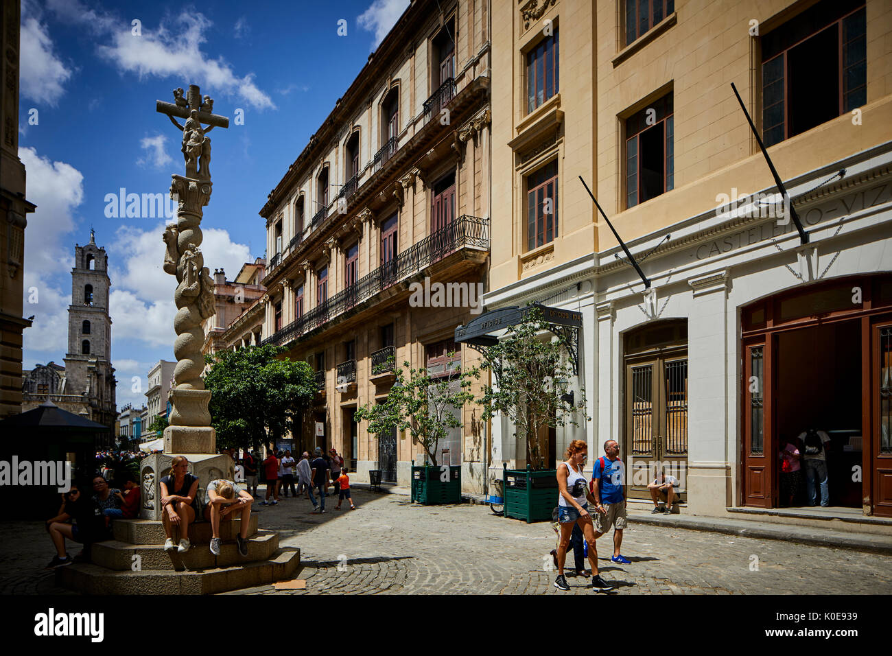 Capital Havana old Town, Cuba, Cuban Monument cross pole on San Francisco de Asis square in Stock Photo