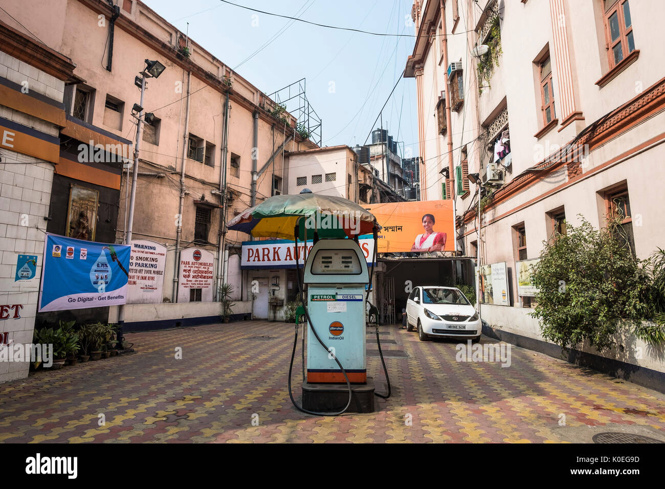India filling station hires stock photography and images Alamy