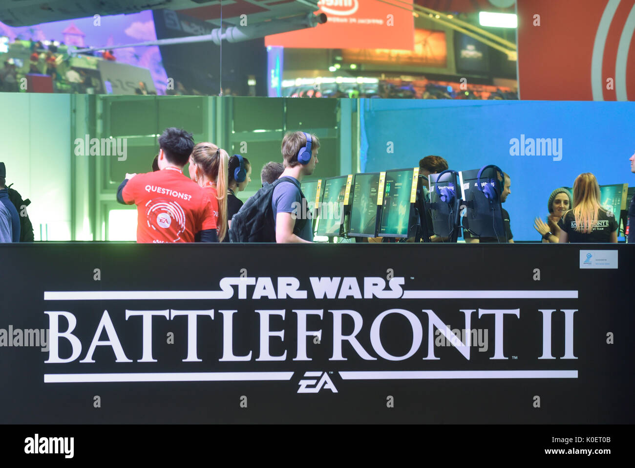 Cologne, Germany. 22nd Aug, 2017. Germany, Cologne, August 22, 2017, Gamescom: Players at the booth of Star Wars Battlefront II. Credit: Juergen Schwarz/Alamy Live News Stock Photo