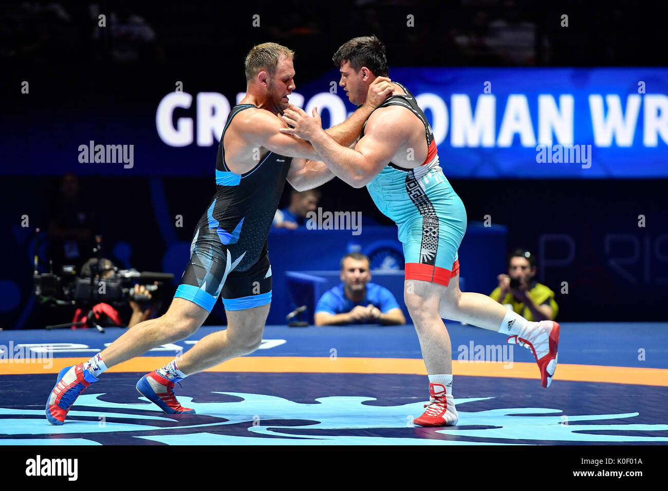 Paris, France. 22nd Aug, 2017. Riza Kayaalp (R) of Turkey competes with  Heiki Nabi of Estonia during the final match of men's 130kg Greece-Roman  wrestling of the FILA World Wrestling Championships in