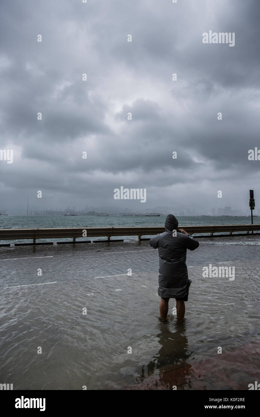 Hong Kong 23rd August 2017 Kennedy Town Hong Kong Typhoon Hato Hits Hong Kong On The 23 August 2017 Credit Mike Pickles Alamy Live News Stock Photo Alamy