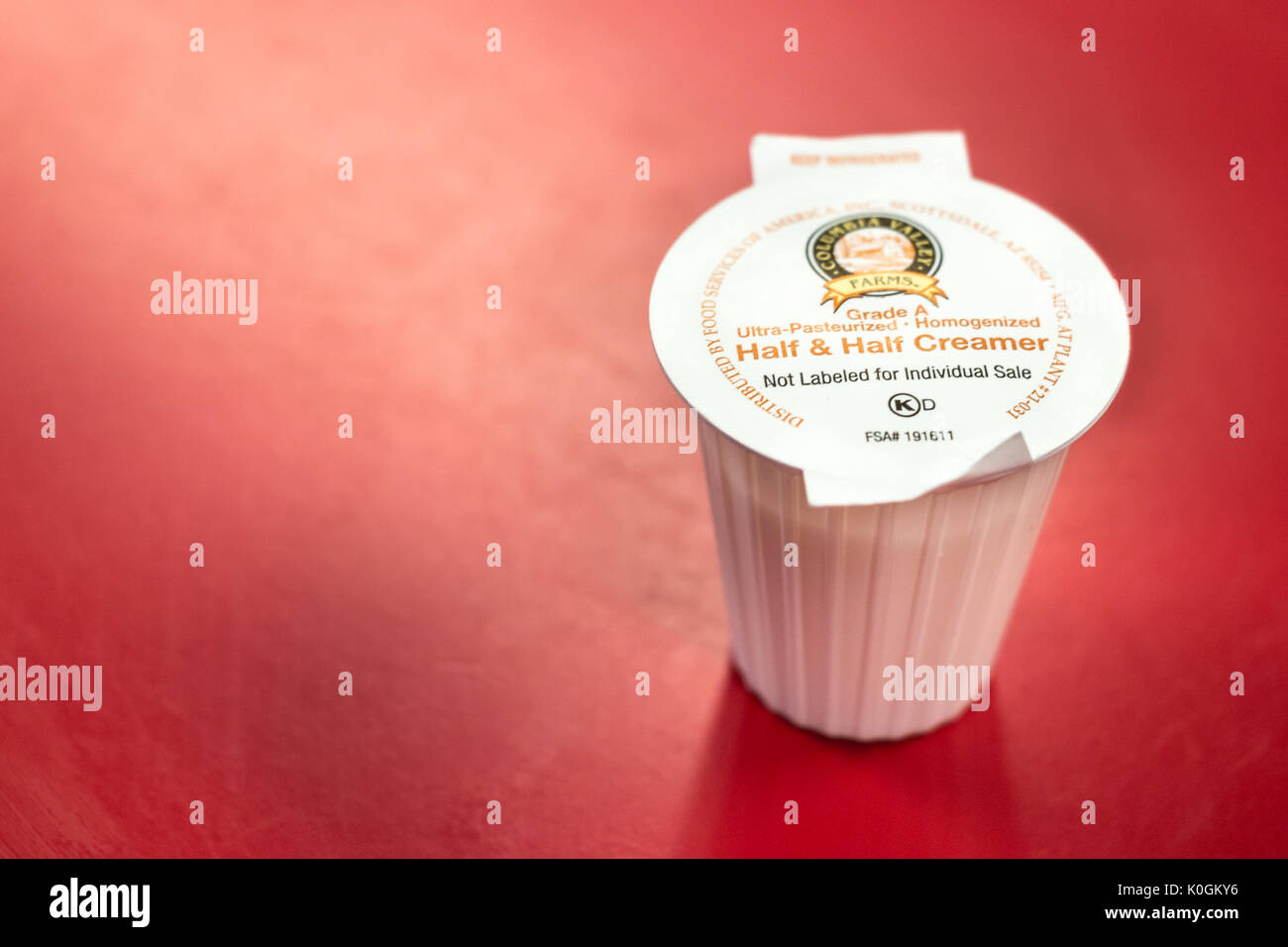 Liquid Coffee Creamer High Resolution Stock Photography And Images Alamy Liquid Coffee Creamer High Resolution Stock Photography And Images Alamy
