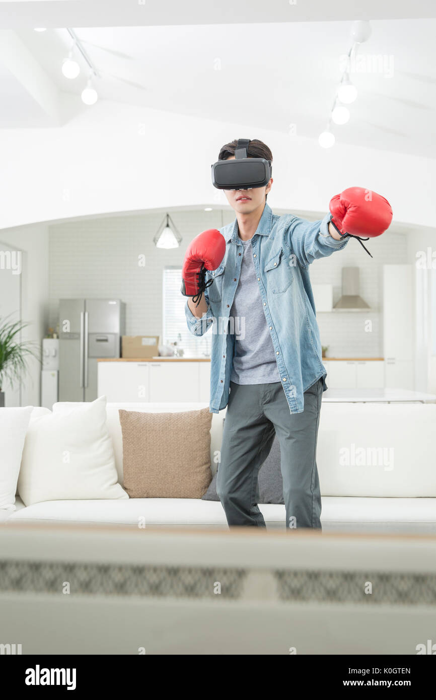 Virtual reality sports hi-res stock photography and images - Alamy