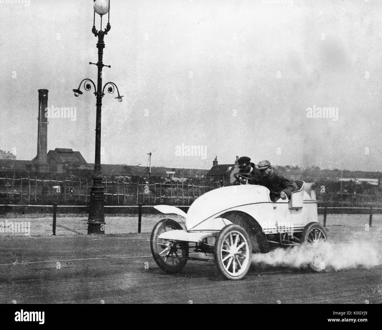 Leon Serpollet at Bexhill in his Easter Egg steam car 1902 Stock Photo