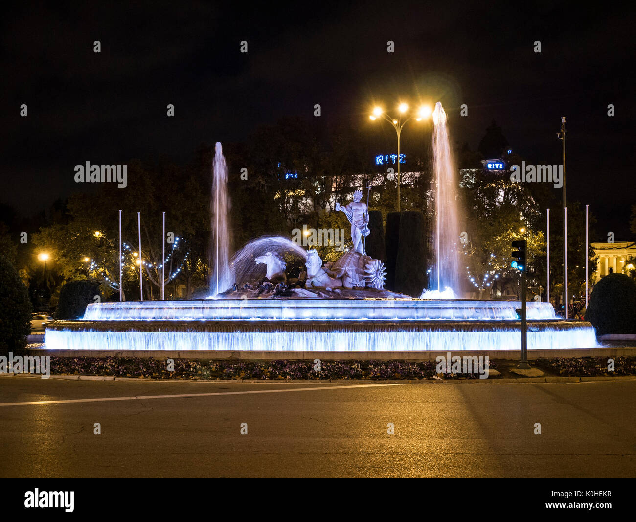 Fuente De Neptuno Madrid Capital Espana Stock Photo Alamy