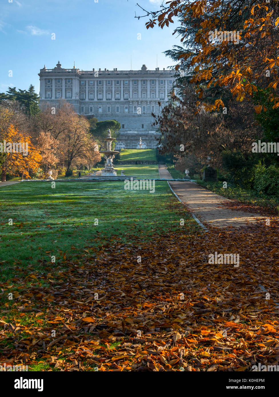 Palacio Real visto desde el Campo del Moro. Madrid capital. España Stock Photo
