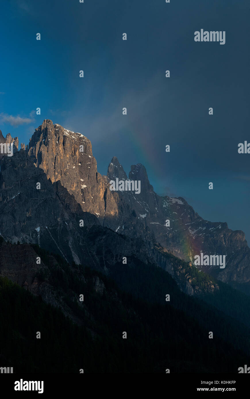 Dolomiten passo di rolle hires stock photography and images Alamy