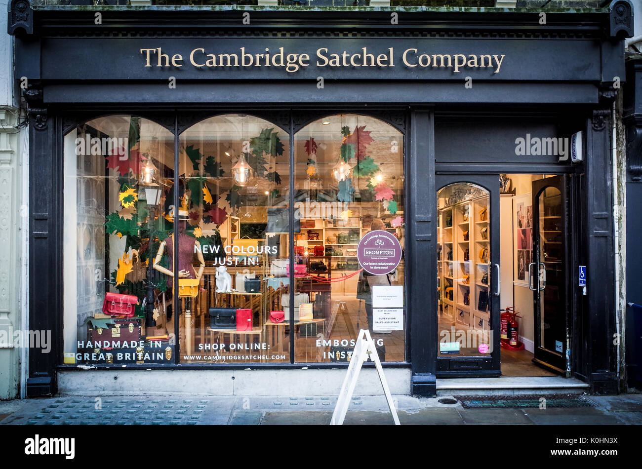 Cambridge Satchel Company - The Cambridge shop of the Cambridge Satchel Company in the centre of the historic city centre, British made satchel bags. Stock Photo