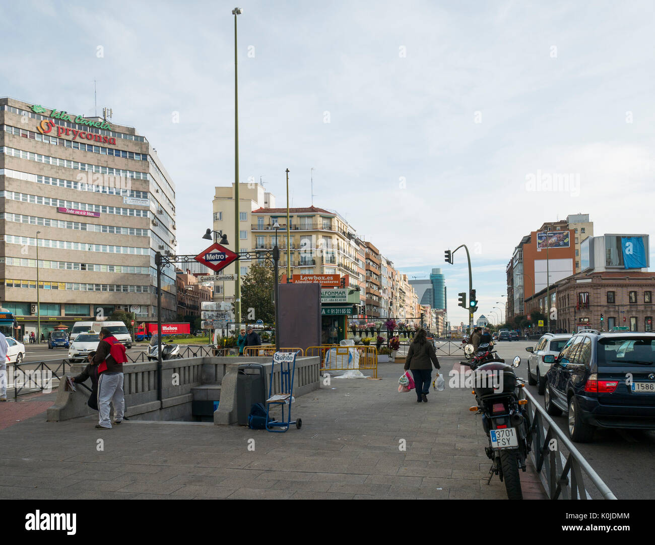 Glorieta de Cuatro Caminos. Madrid capital. España Stock Photo Alamy