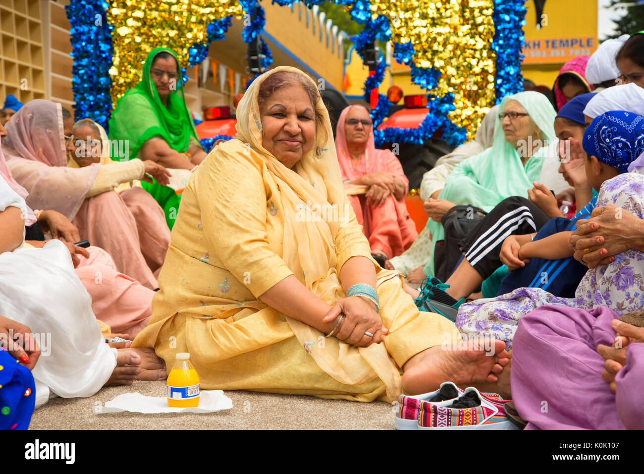 Sikh Woman On Float Sikh Day Parade Salem Oregon Stock Photo Alamy Sikh Woman On Float Sikh Day Parade Salem Oregon Stock Photo Alamy