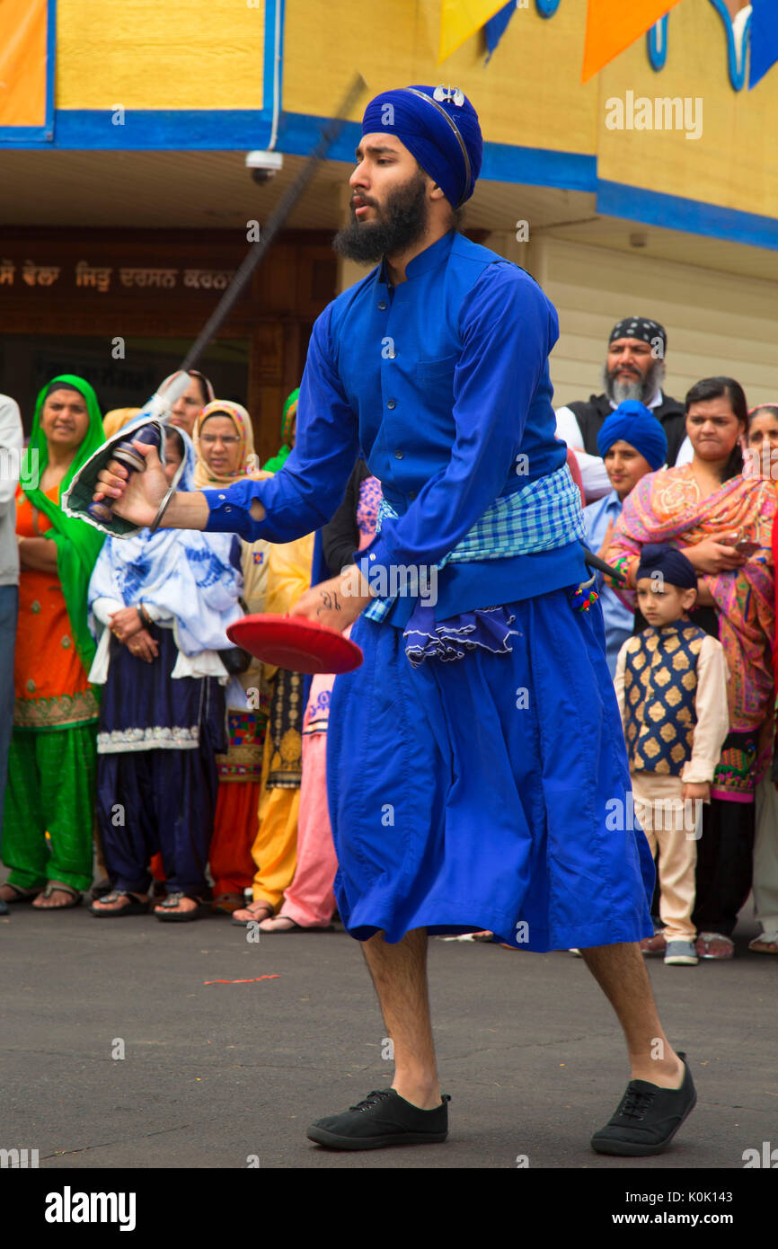 Sikh Teen Doing Gatka Sikh Day Parade Salem Oregon Stock Photo Alamy Sikh Teen Doing Gatka Sikh Day Parade Salem Oregon Stock Photo Alamy