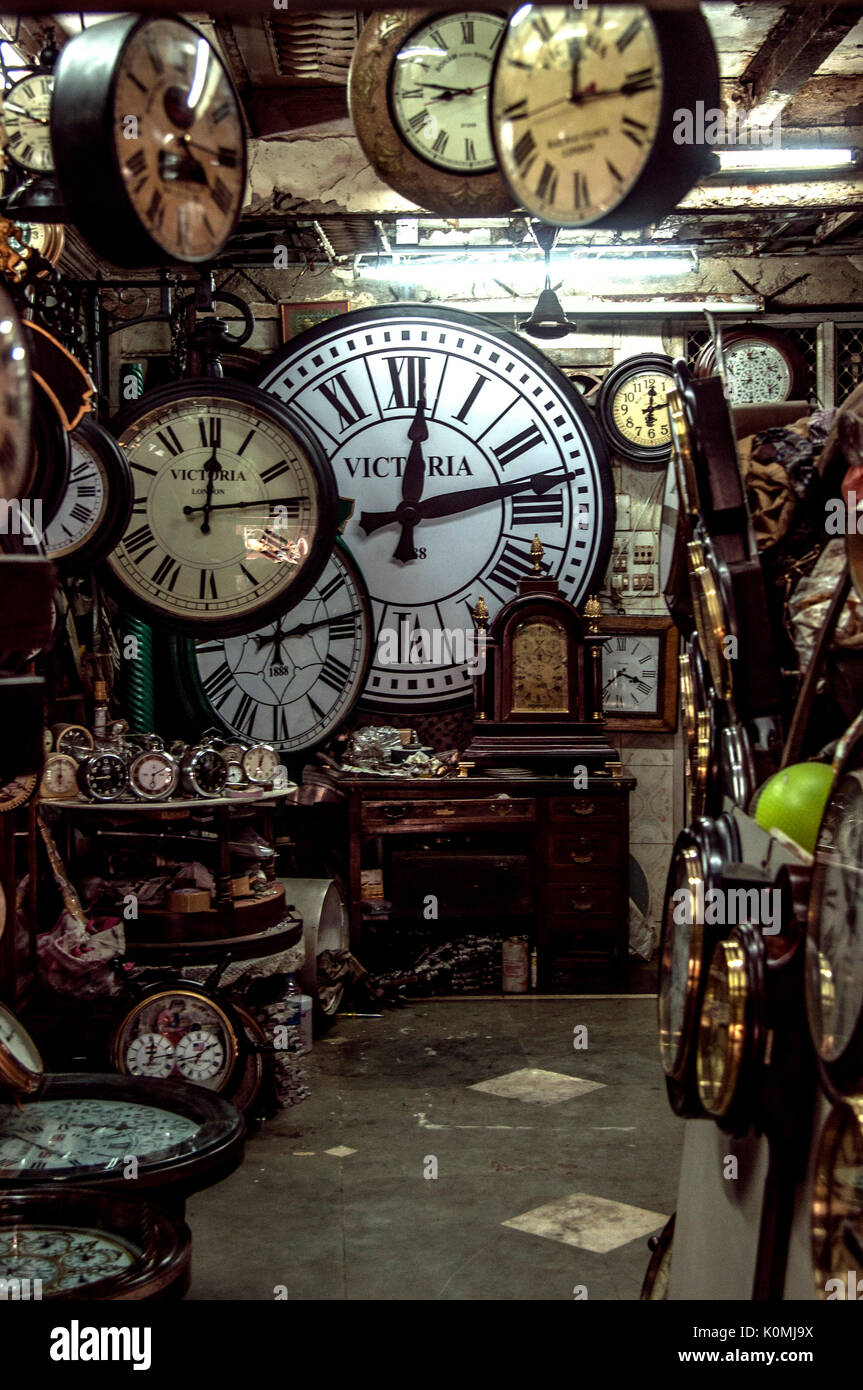 Old clocks hi-res stock photography and images - Alamy