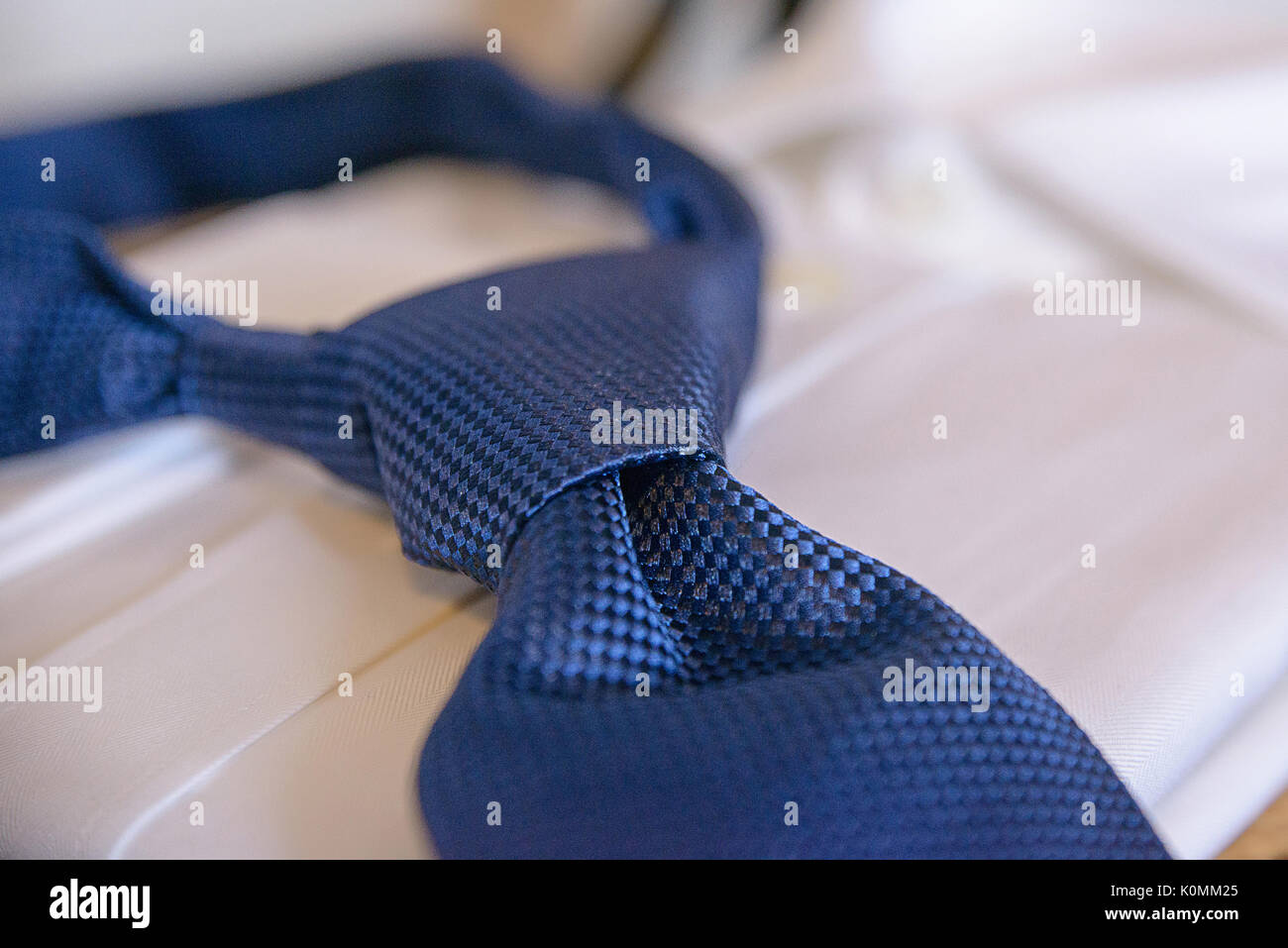 Tie knots hi-res stock photography and images - Alamy